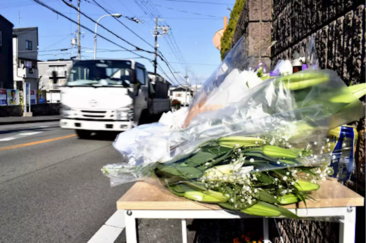 ひき逃げ現場に残されたサイドミラーの破片、容疑者のへこんだ車と一致…堺の４人死傷 - トピックス｜Infoseekニュース