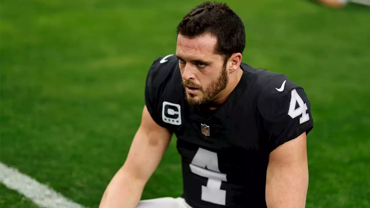 Raiders Benching Derek Carr Vs. 49ers, Starting QB Jarrett Stidham in Week 17