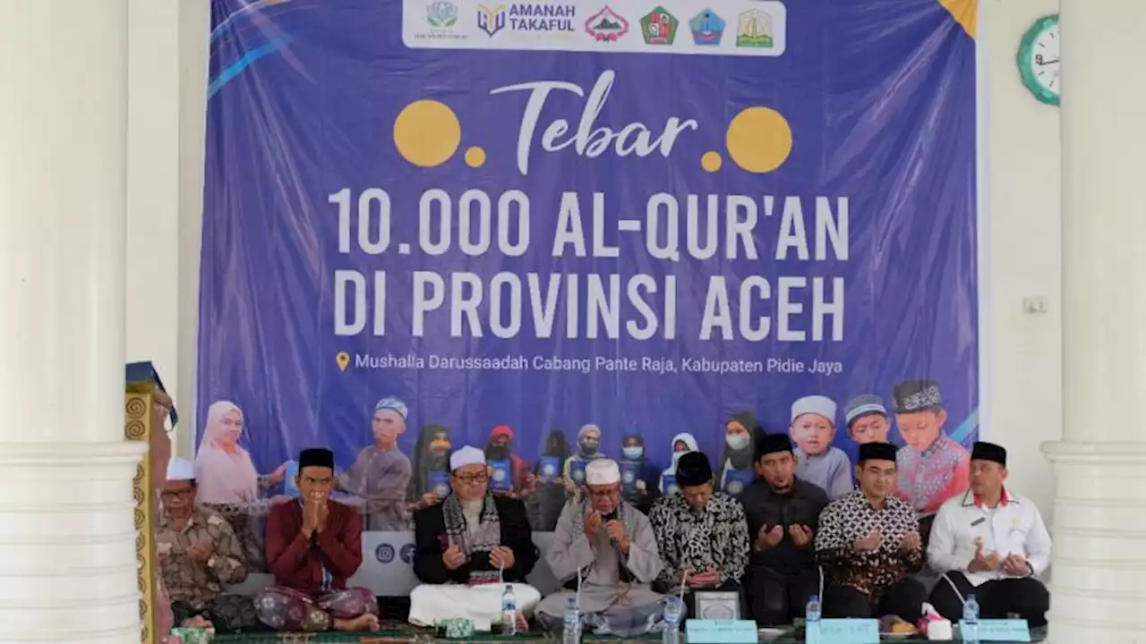 Amanah Takaful Tebar 10.000 Alquran di Bumi Serambi Mekah |Republika Online