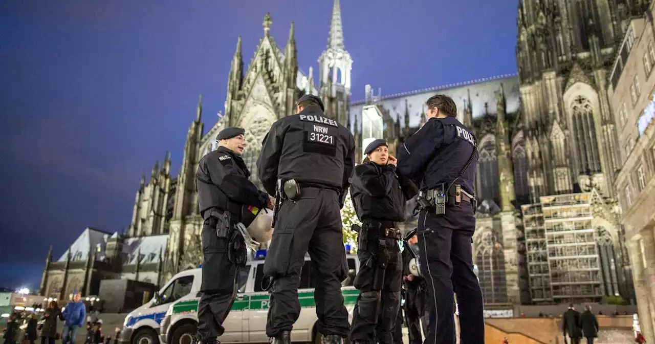 Feiern zum Jahreswechsel: Kölner Polizei rüstet sich für Großeinsatz an Silvester