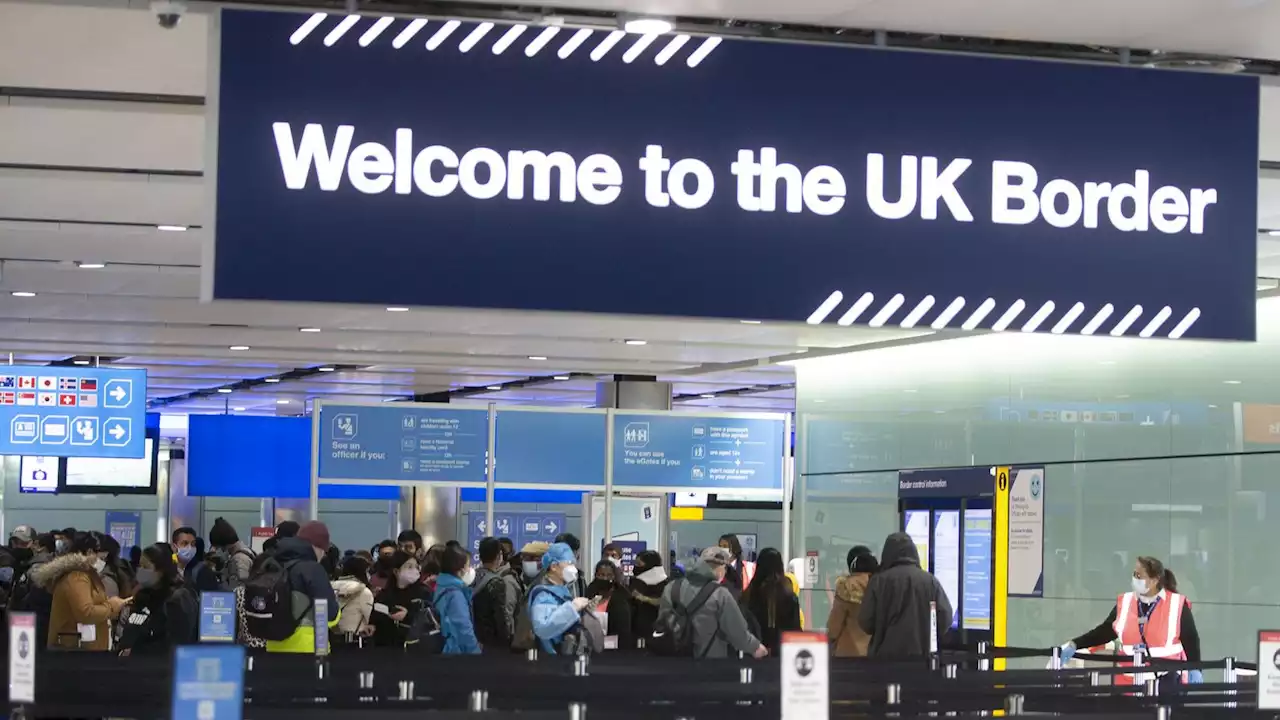 No plans for mandatory COVID-19 testing of arrivals from China, UK government says