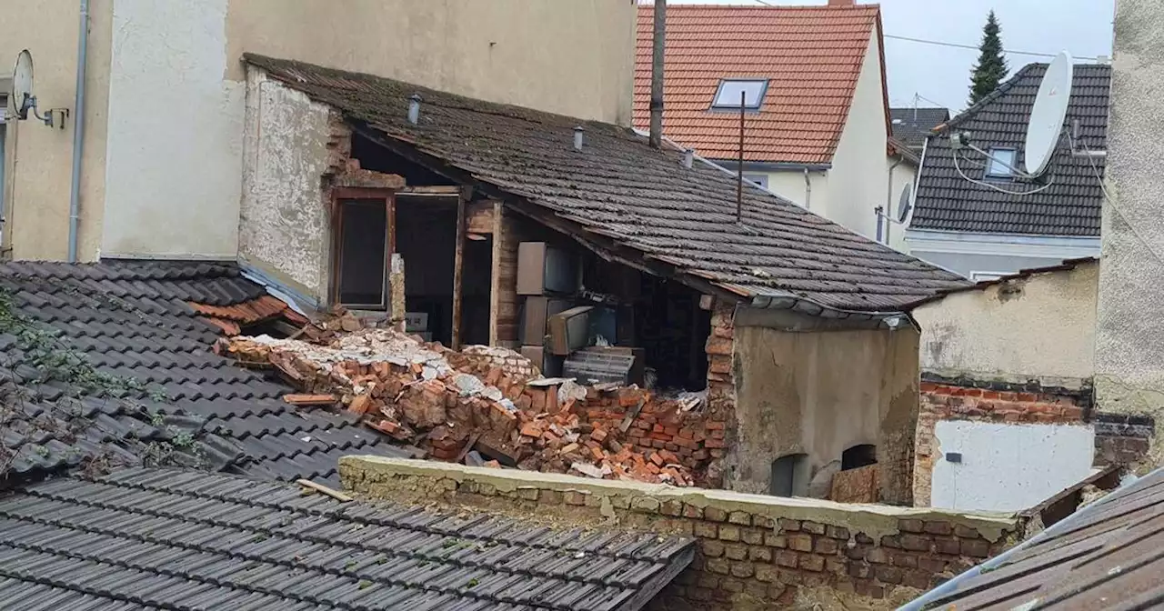 Hauptstraße in Gersweiler: „Akut einsturzgefährdet“ – Gebäude in Saarbrücken droht zu kollabieren