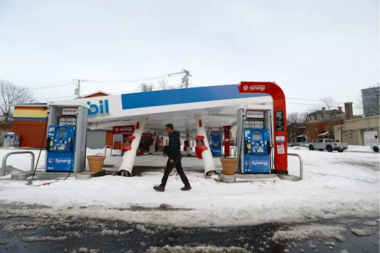 EXPLAINER: How blizzard stunned even winter-wise Buffalo