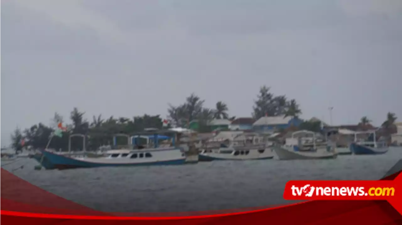 Kapal Pertamina Belum Bisa Masuk Akibat Gelombang Tinggi, Stok BBM Karimunjawa Menipis