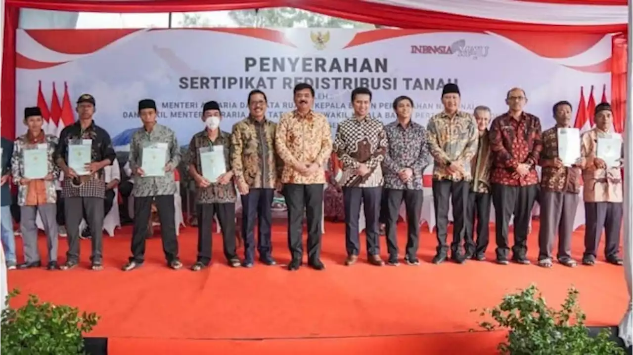 Menteri Hadi Tuntaskan Konflik Agraria 100 Tahun di Pasuruan