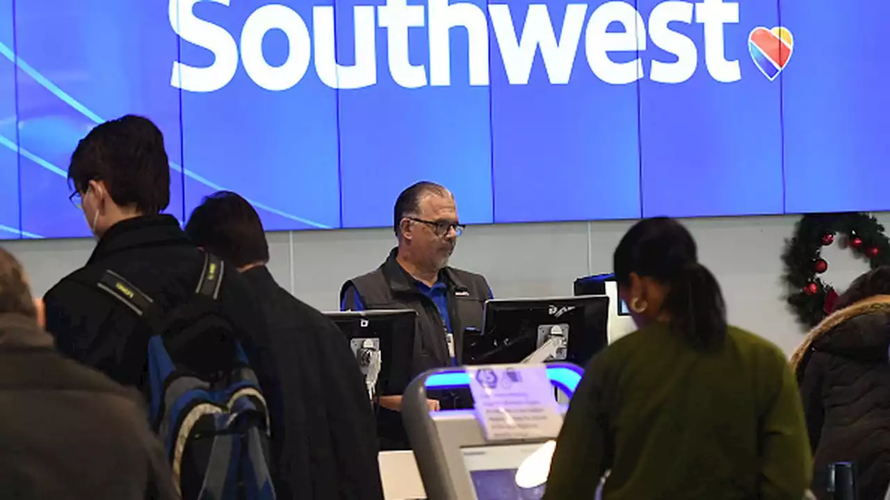 'Disruption we've never seen': What's causing the Southwest Airlines meltdown?