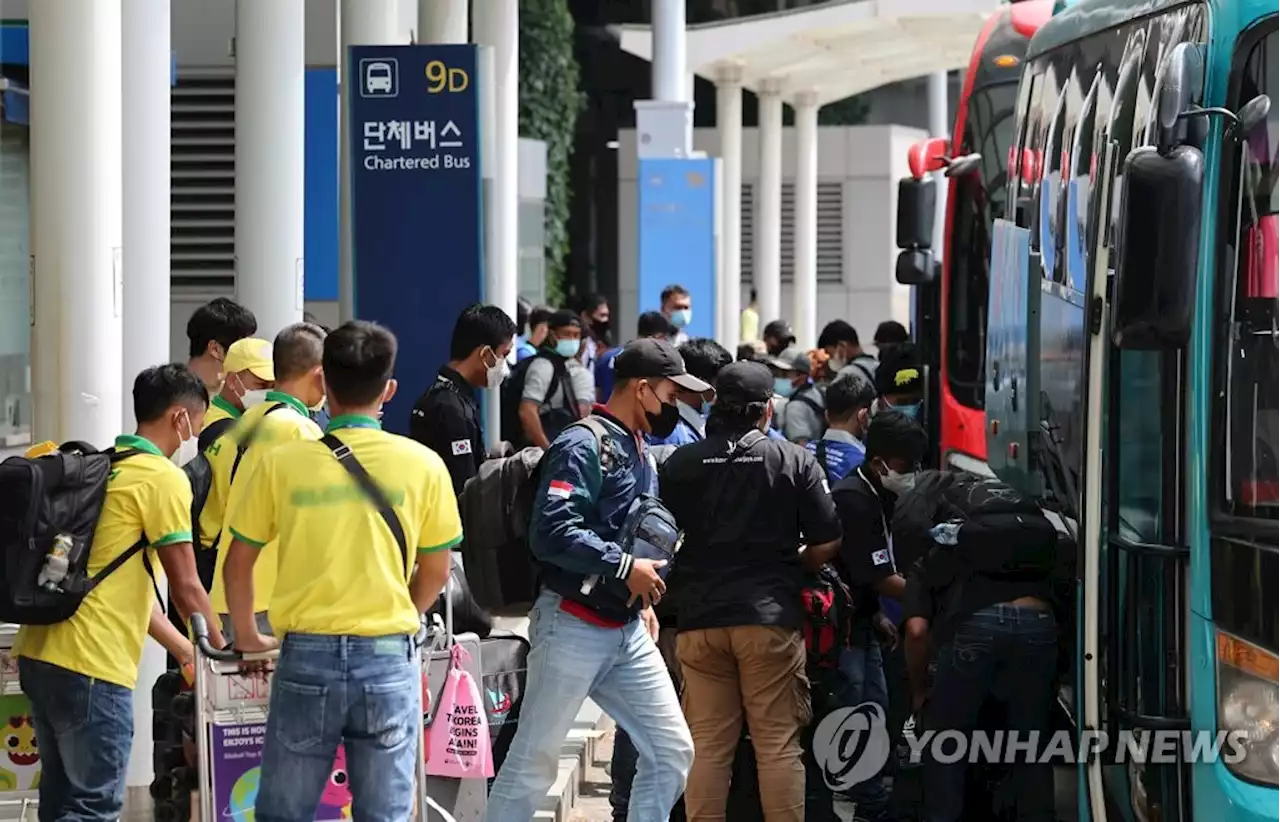 고숙련 외국인근로자 체류기간 '10년+α'로 늘어난다 | 연합뉴스