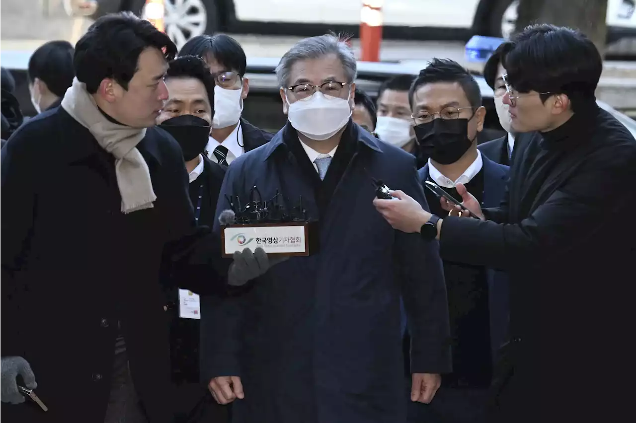 Seoul arrests ex-top security official over border killing