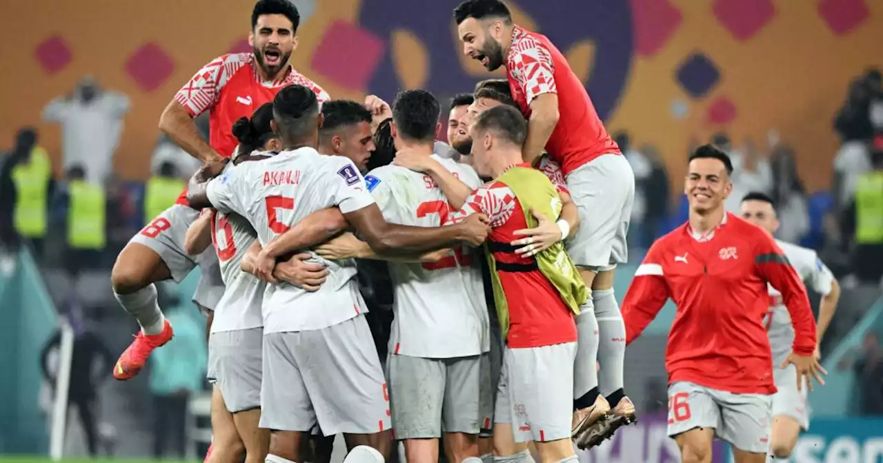 Suiza vence a Serbia y avanza a los octavos de final de Qatar 2022