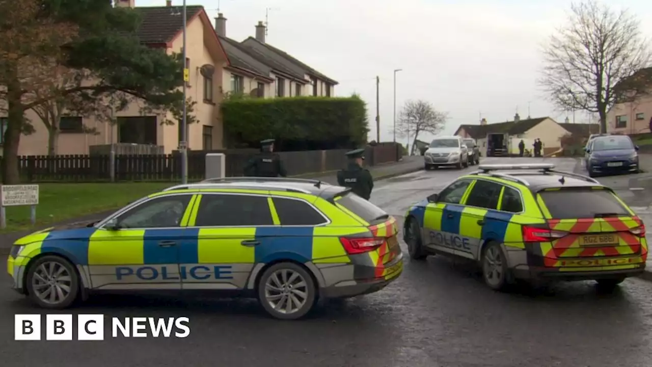 Banbridge and Newtownbutler: Alert ends after pipe bomb found