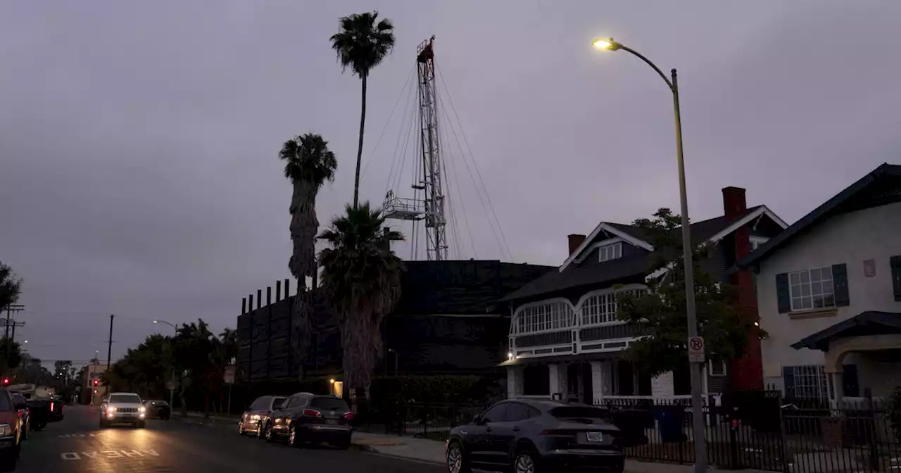 Los Angeles City Council votes to ban oil and gas drilling