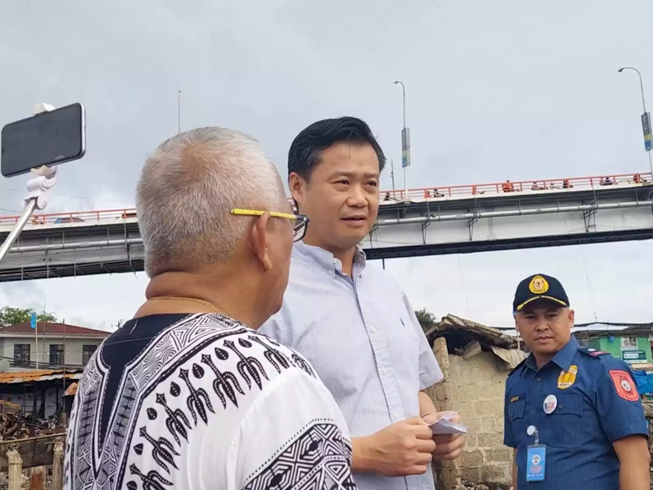 Senator: Fire victims in Mandaue live in danger zone, need to be relocated