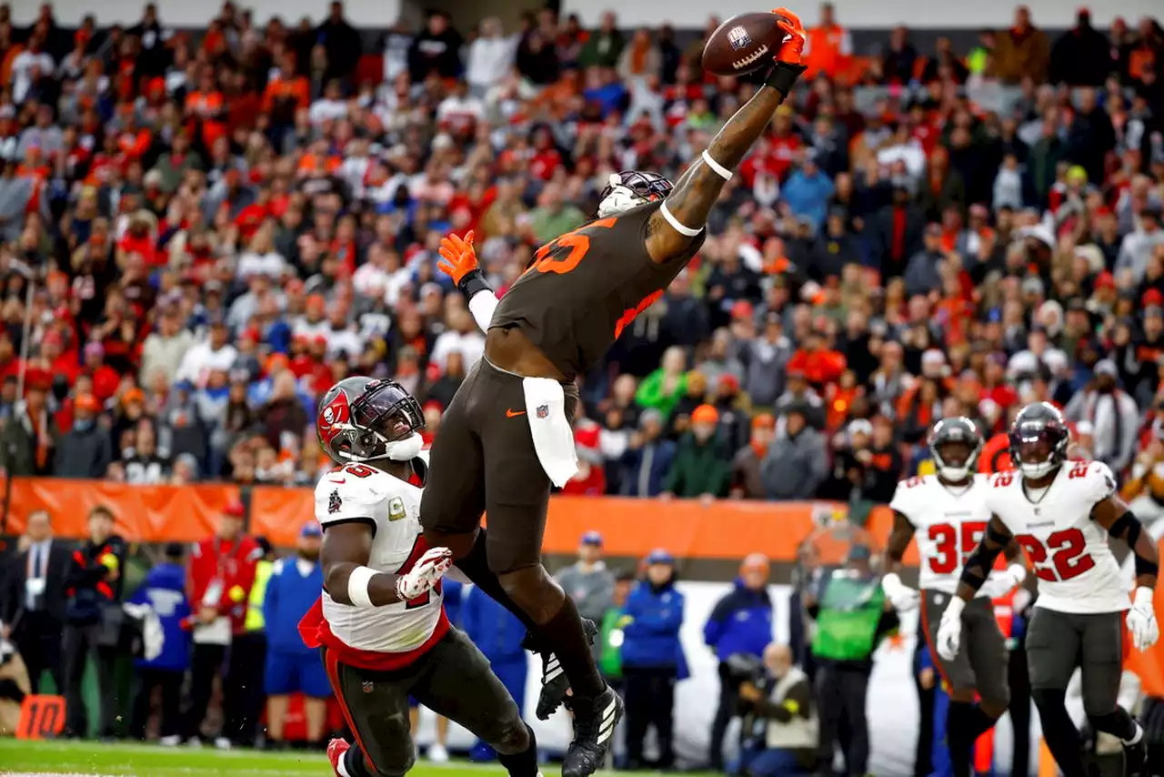 David Njoku ruled out for Browns vs. Texans; Greg Newsome II expected back