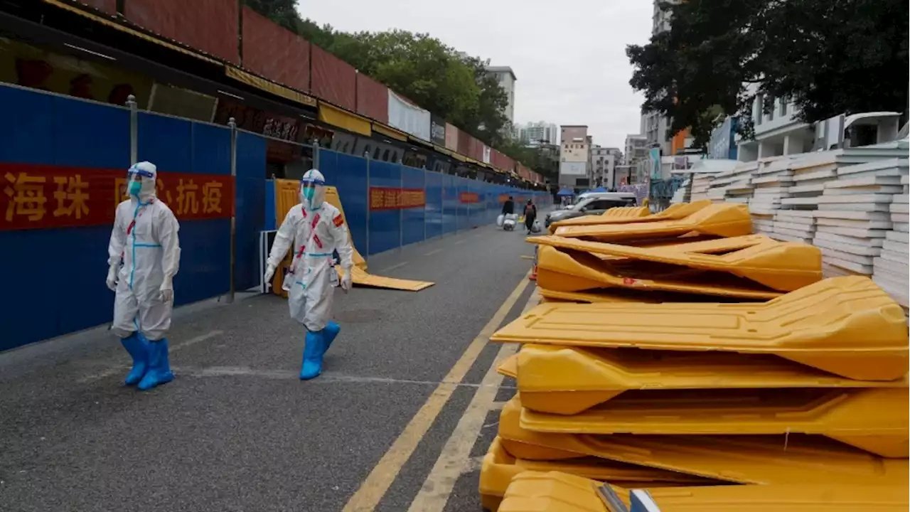 Beijing, Shenzhen scrap COVID-19 tests for public transport