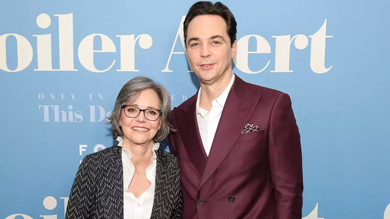 Why Sally Field was impressed with 'Big Bang Theory' star Jim Parsons