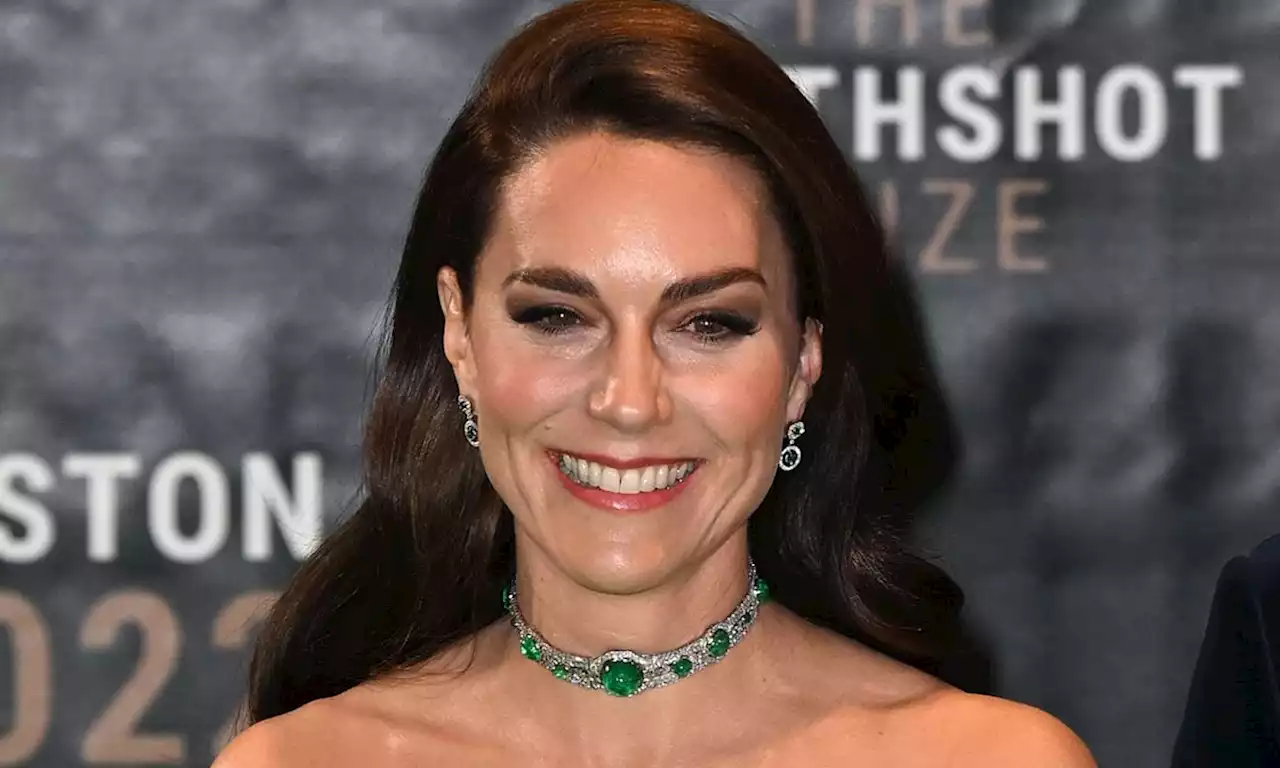 Kate Middleton spellbinds in rented gown for Earthshot Prize awards