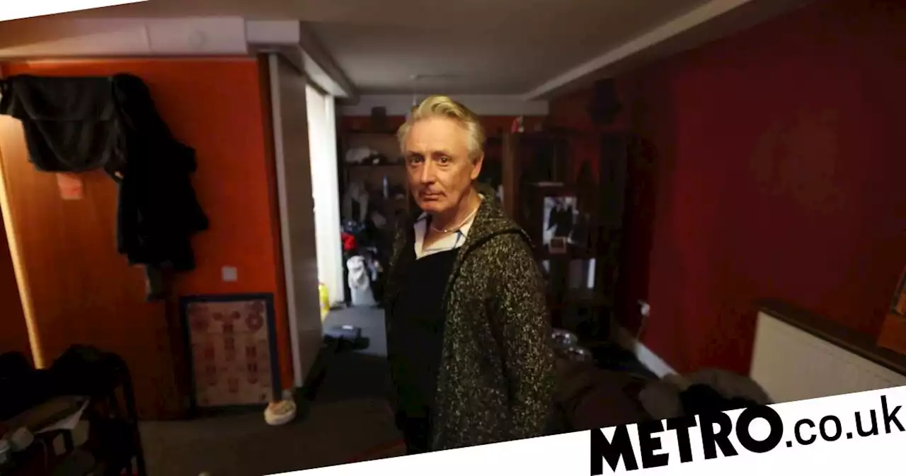 Man forced to 'walk the streets' after being too scared to live in mouldy flat