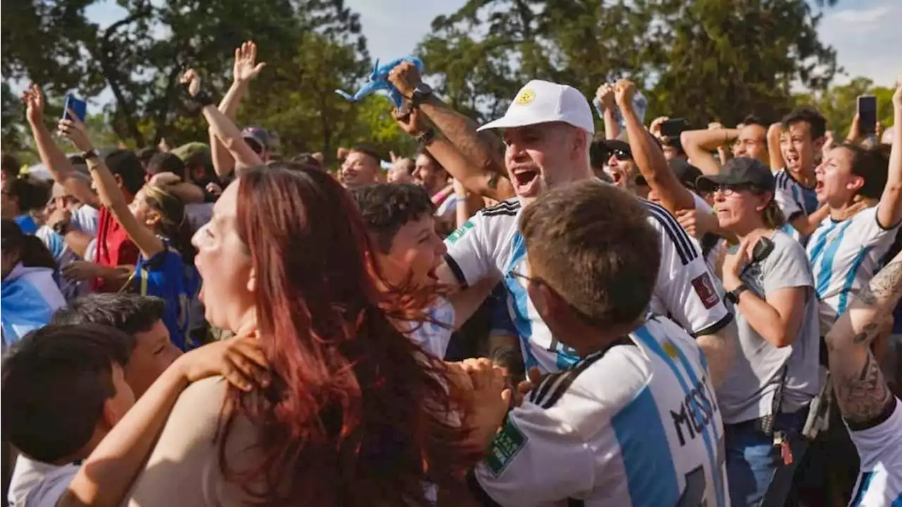 Argentina vs Australia: Alberto, Massa y Larreta también mantienen la “cábala”