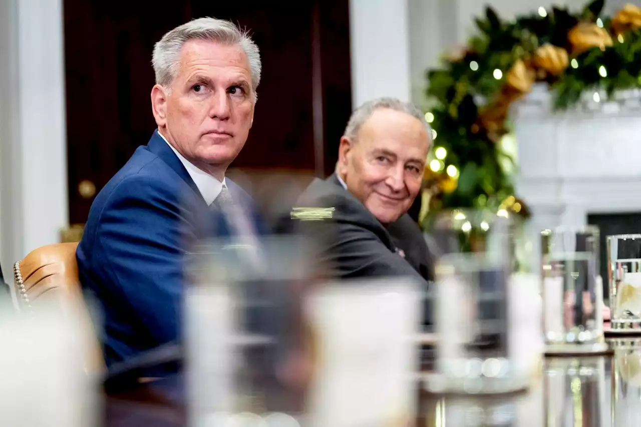 Kevin McCarthy receives backlash from right after attending Biden dinner