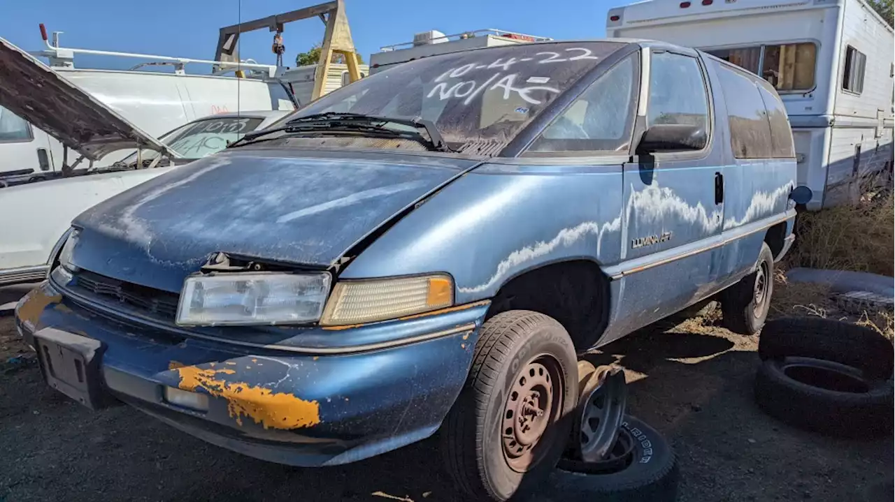 Junkyard Gem: 1990 Chevrolet Lumina APV