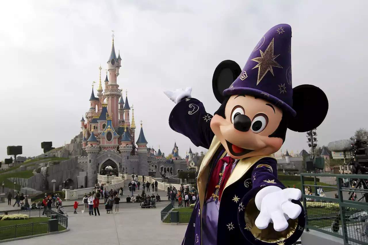 The magic dates for booking Disney holidays that save on money & queue times