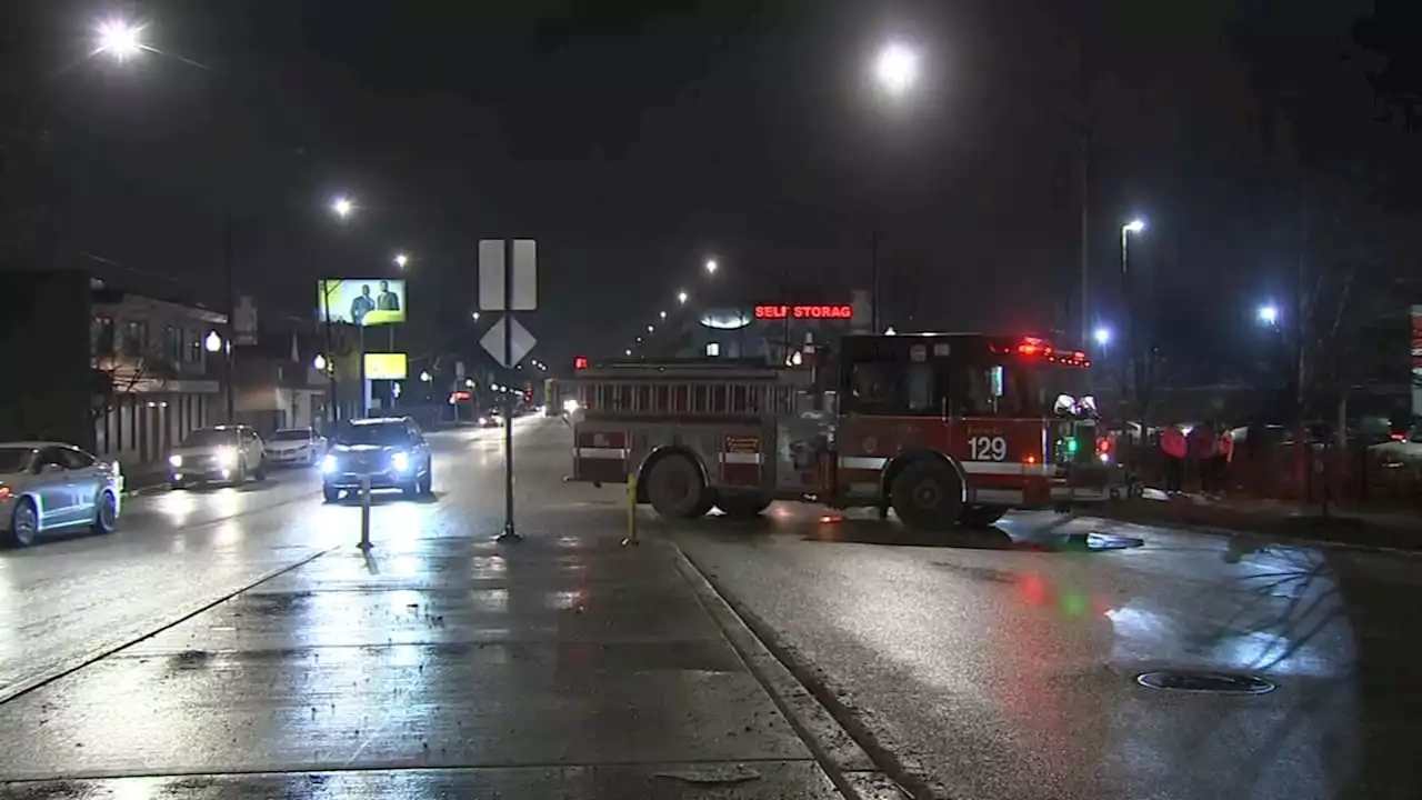 Chicago police: Man in wheelchair injured, man pushing him killed in South Side hit-and-run