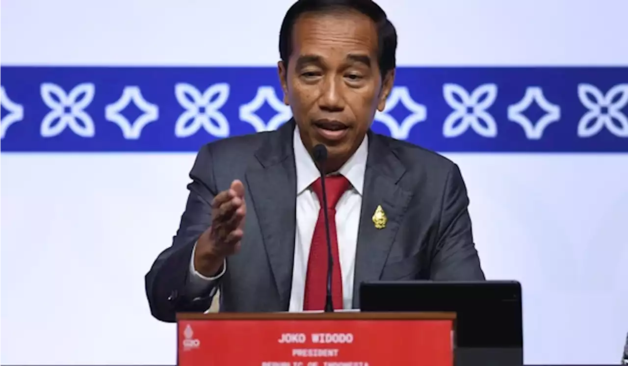 Jokowi Pertahankan Satgas Covid-19 meski PPKM Dicabut