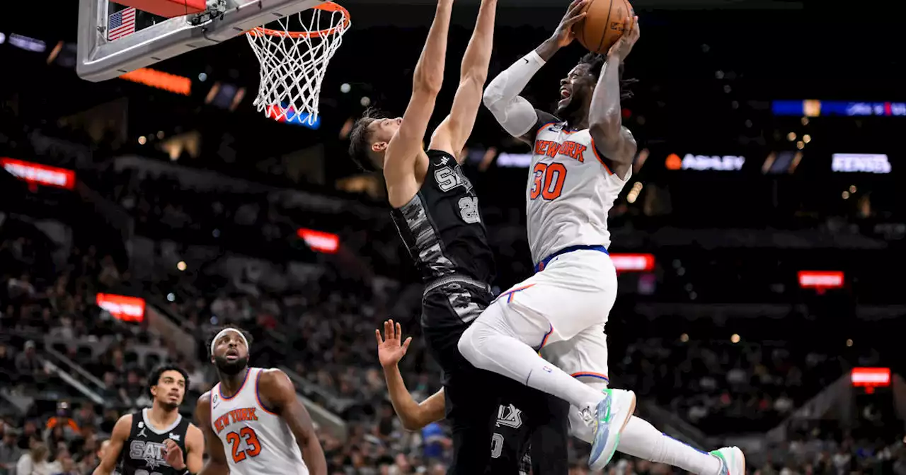 Spurs overcome Randle's 41, hand Knicks fifth straight loss