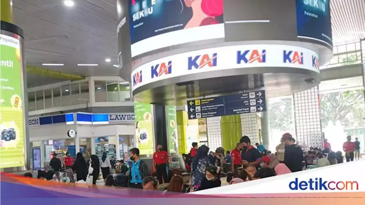 1 Juta Orang Naik KA Selama Libur Nataru, Ini Rute Favoritnya