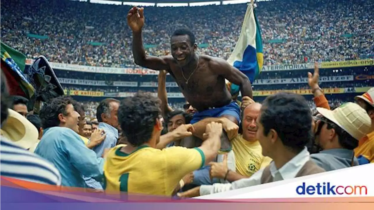 Mengapa Pele Tak Pernah Memenangi Ballon D'or?