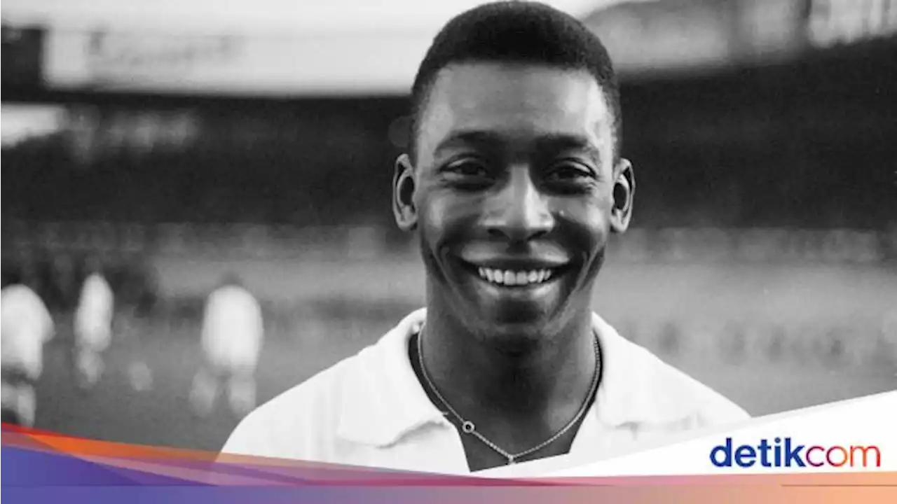 Pele Disemayamkan di Markas Santos