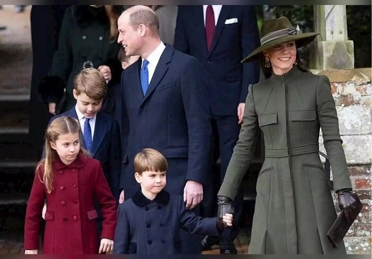 Kate Middleton et le prince William sont volontairement moins tactiles avec leurs enfants aînés et voici pourquoi selon cette experte