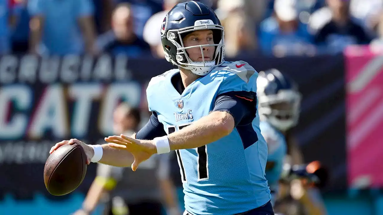 Titans place Ryan Tannehill on IR, effectively ending his season