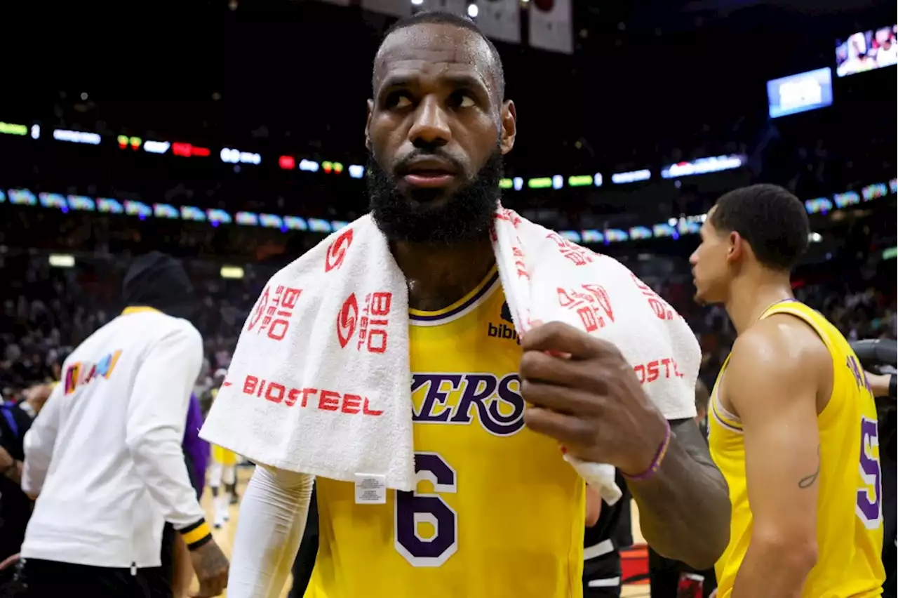 Analysis: Lakers’ offseason extension with LeBron James has created more pressure, not less