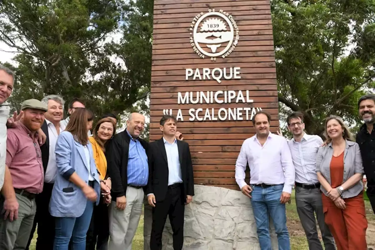 Axel Kicillof inauguró el parque “La Scaloneta” en Mar Chiquita y la oposición salió a cruzarlo