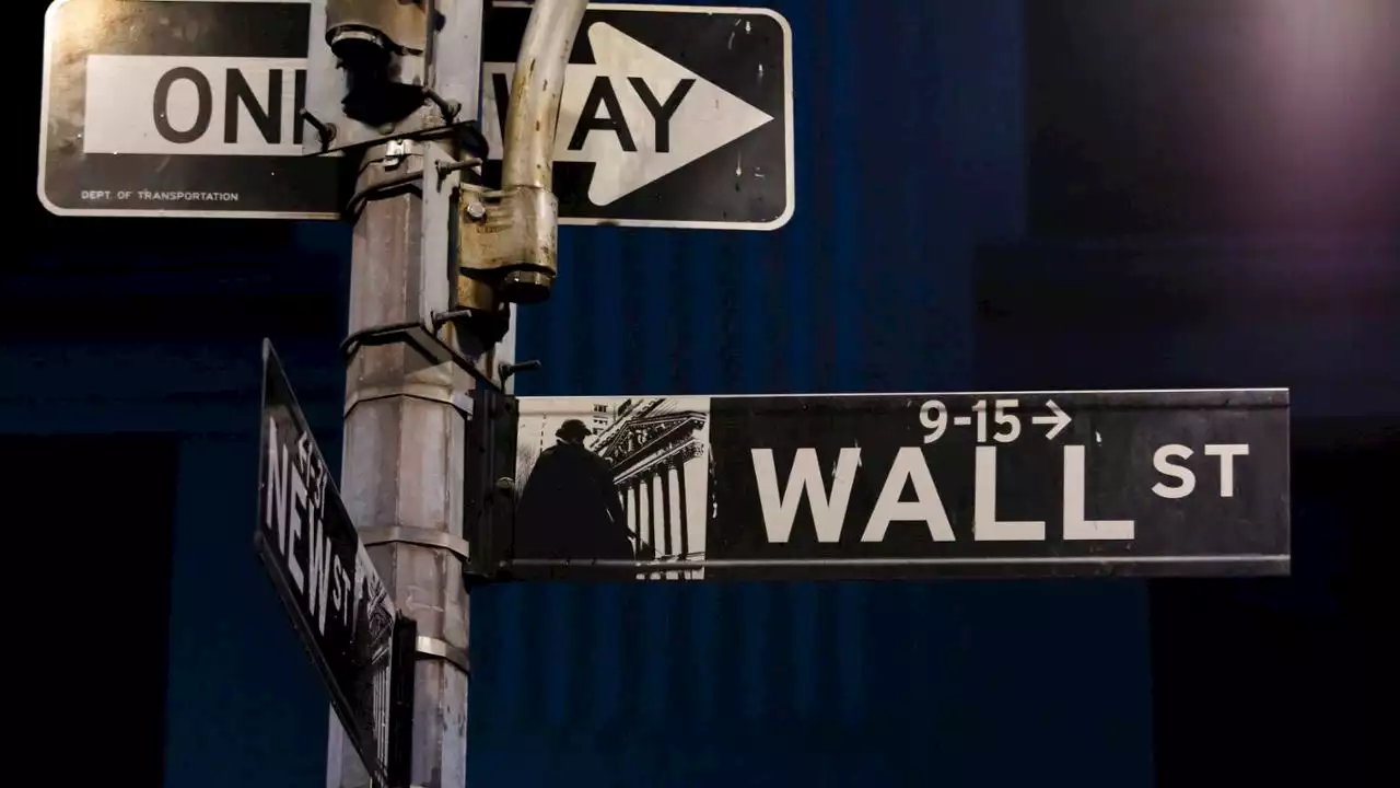 Borse in picchiata nell’anno della guerra: Wall Street precipita ai livelli del 2008, l’era di Lehman Brothers