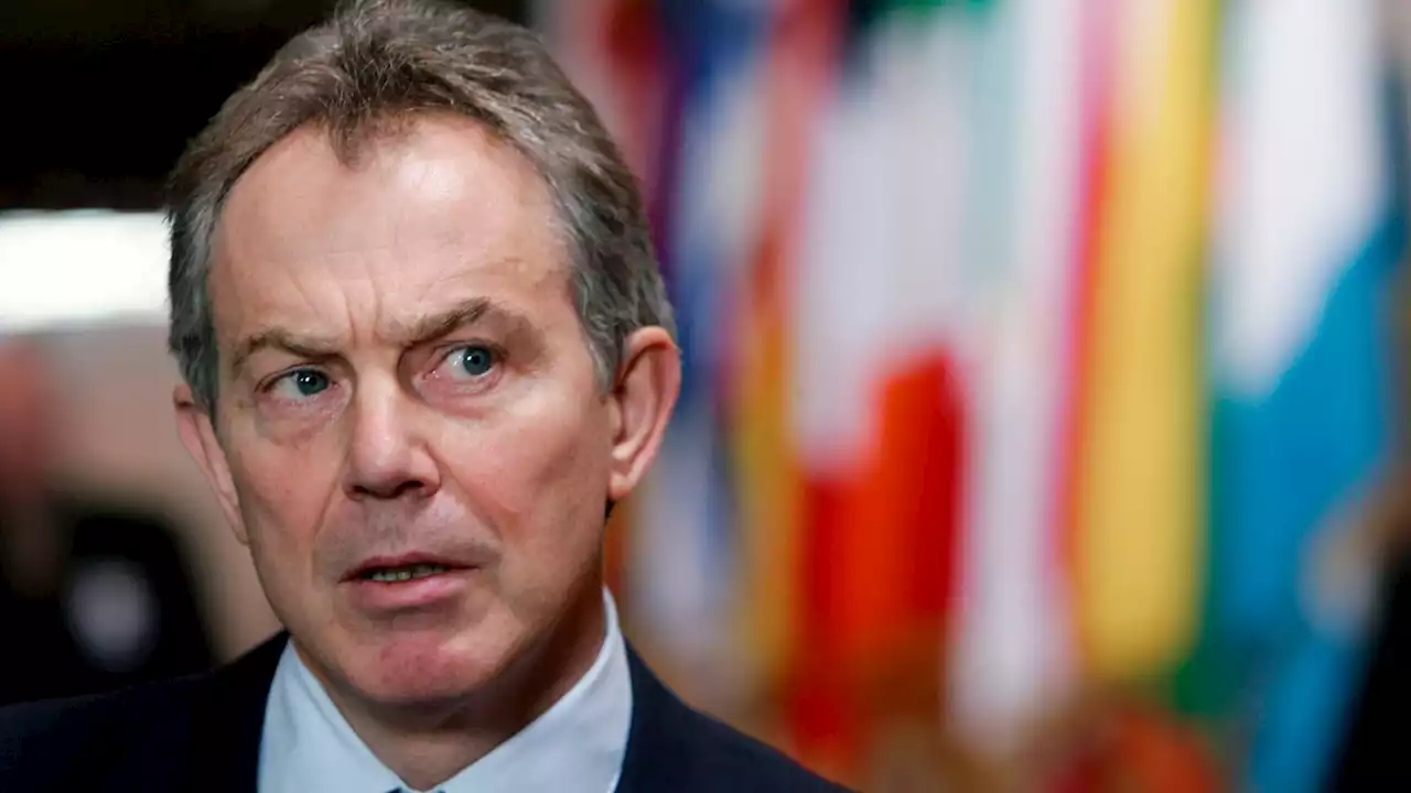 Tony Blair wanted Vladimir Putin at 'top table' while he was PM despite officials' fears