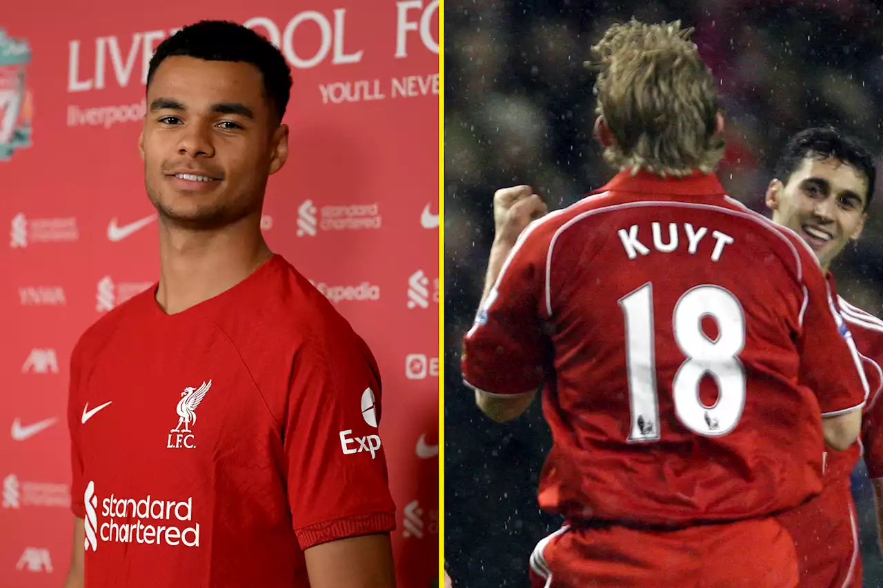 Kuyt sends message to Gakpo after new signing was handed his old number 18 shirt