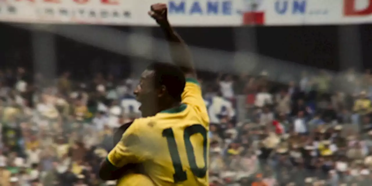 Tributes pour in for Pele: Rest easy king