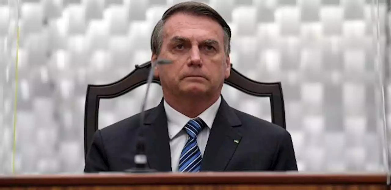 Bolsonaro nomeia comandantes da Marinha e Aeronáutica indicados por Lula