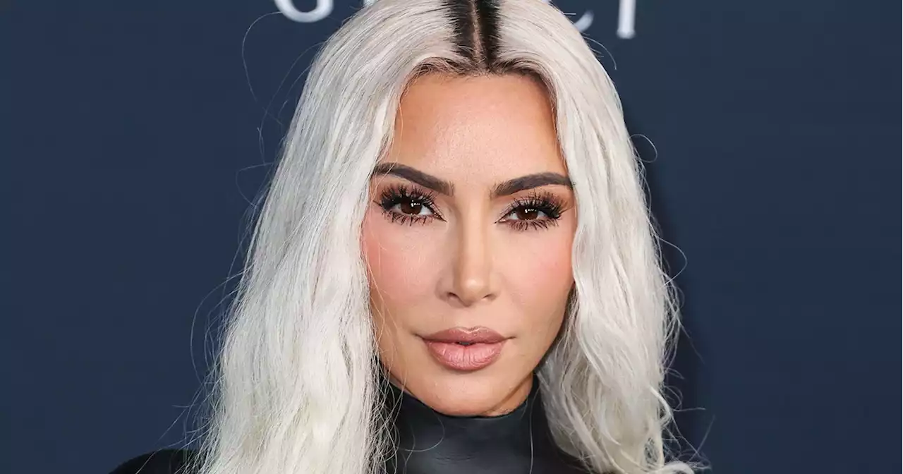 Kim Kardashian Shares Unedited Snap With Sisters Amid Photoshop Allegations