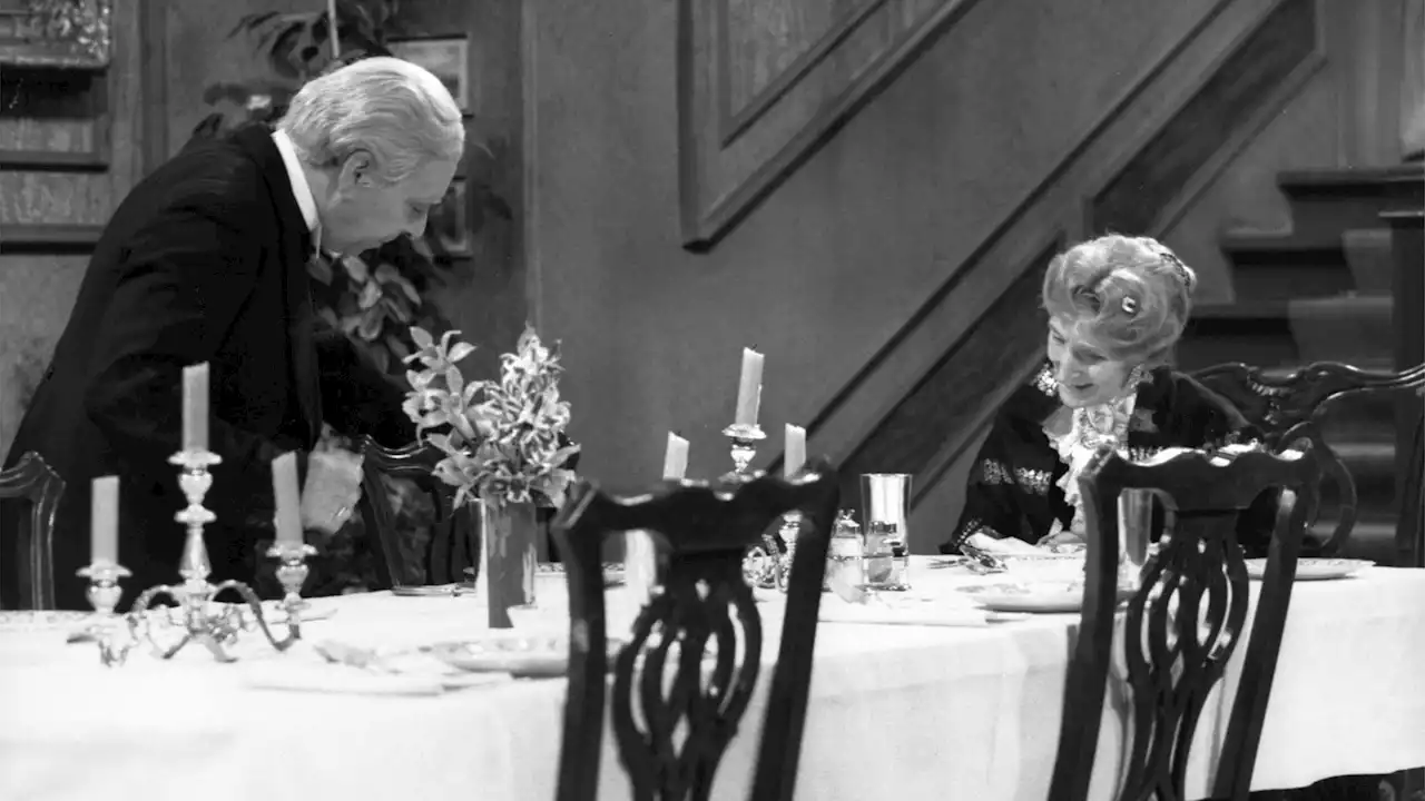 Dinner for Five: Die Serie zur Vorgeschichte des Fernseh-Klassikers