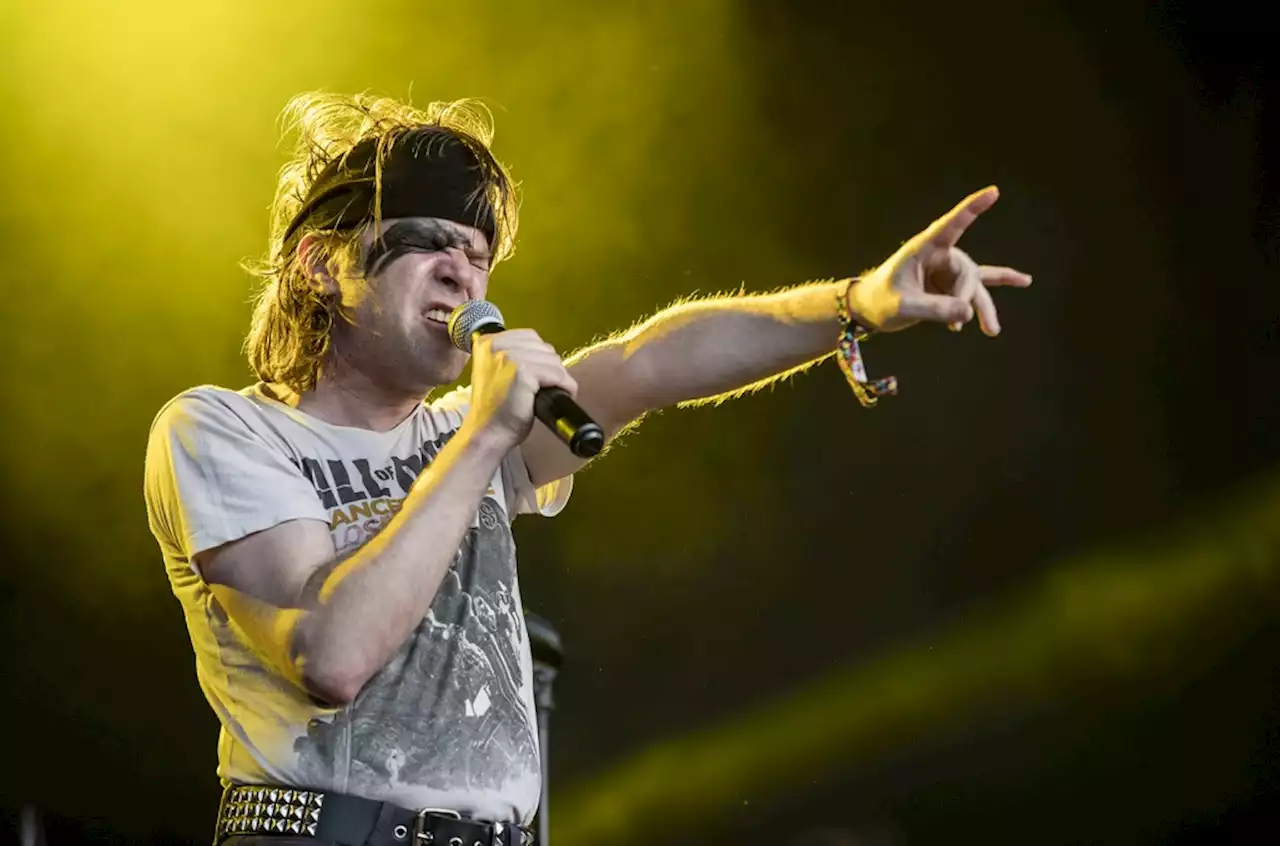 Ariel Pink & Winston Marshall Unveil Politically Charged Collaboration ’Rudolph’s Laptop’