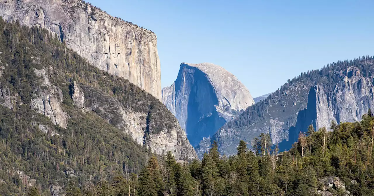 2 killed in rockslide at entrance to Yosemite National Park