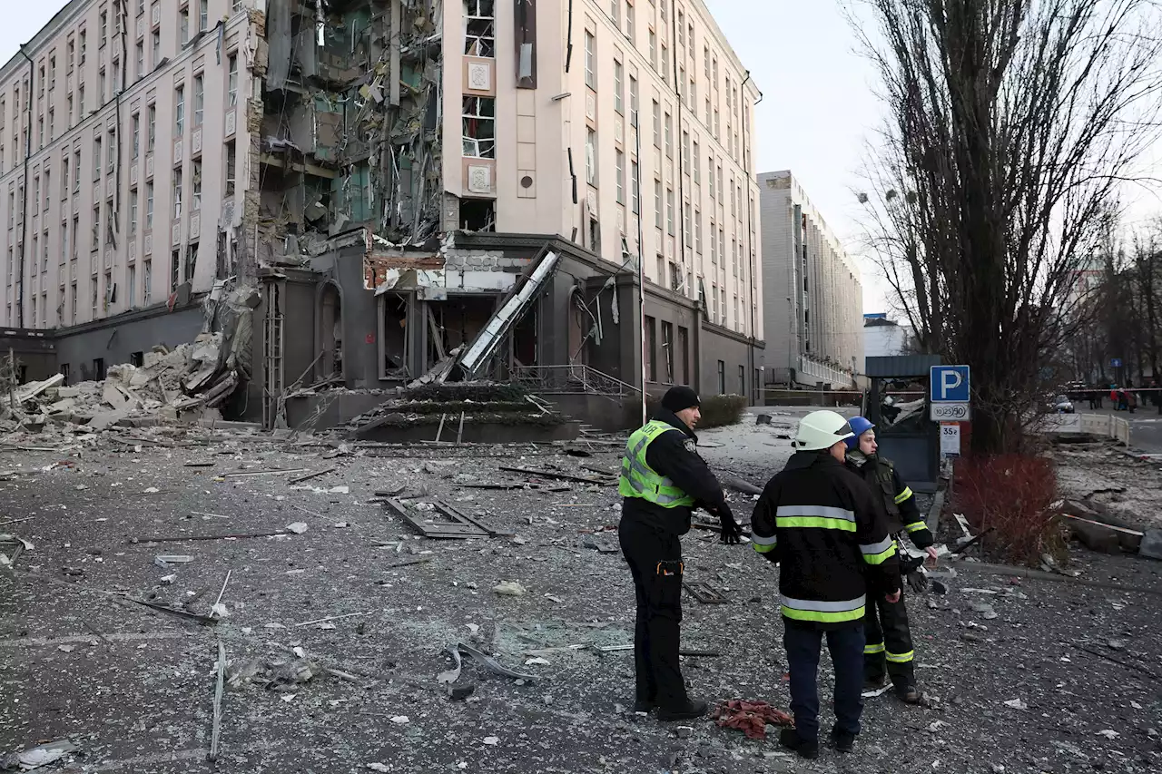 1 killed in Kyiv explosions, according to mayor