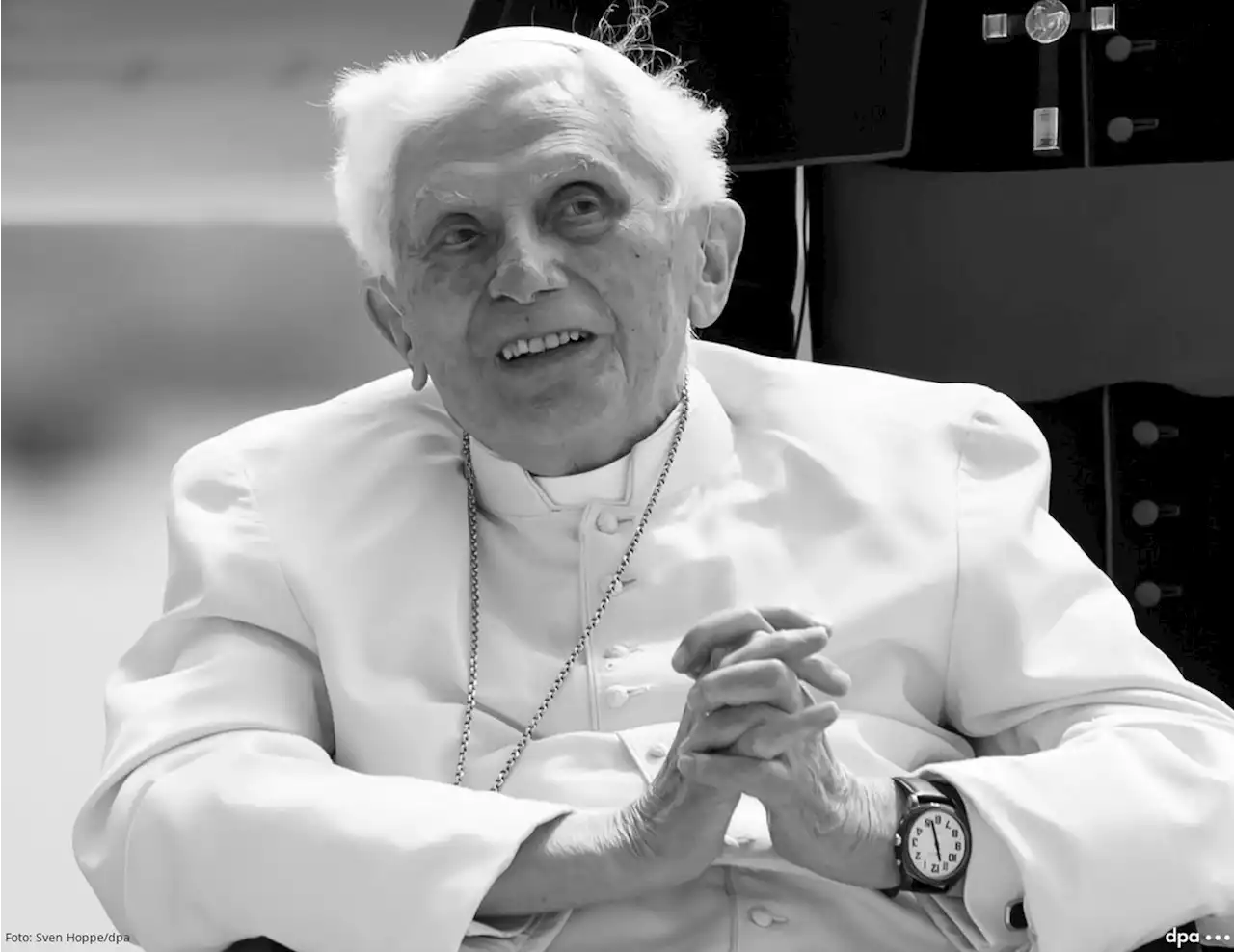 Emeritierter Papst Benedikt XVI. gestorben - Politik