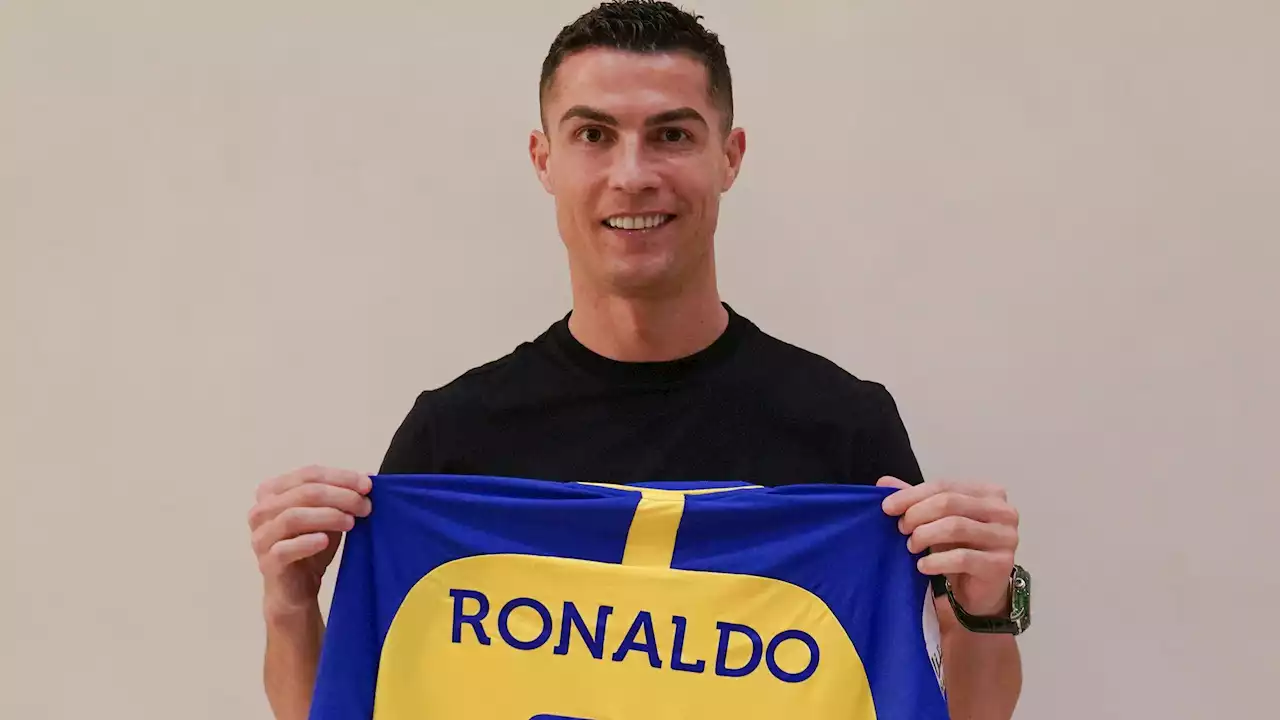 Calciomercato - Cristiano Ronaldo all'Al Nassr: ha firmato fino al 30 giugno 2025