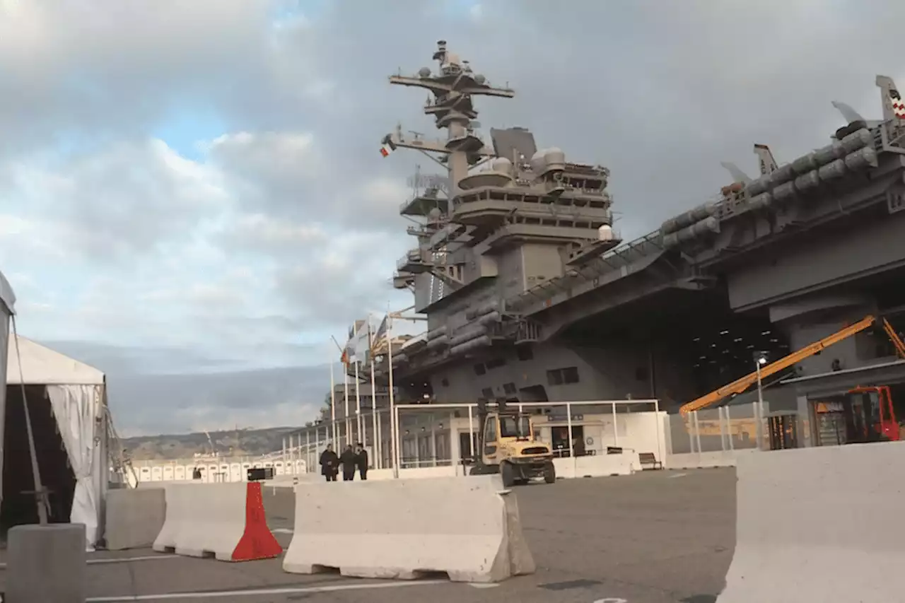 Les 5.000 'Marines' de l'US Navy font escale à Marseille pour les fêtes