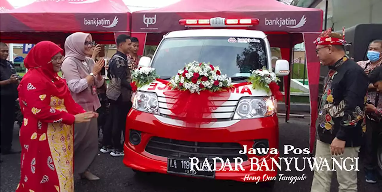 Bank Jatim Serahkan Bantuan Ambulans untuk Klinik PCNU Situbondo