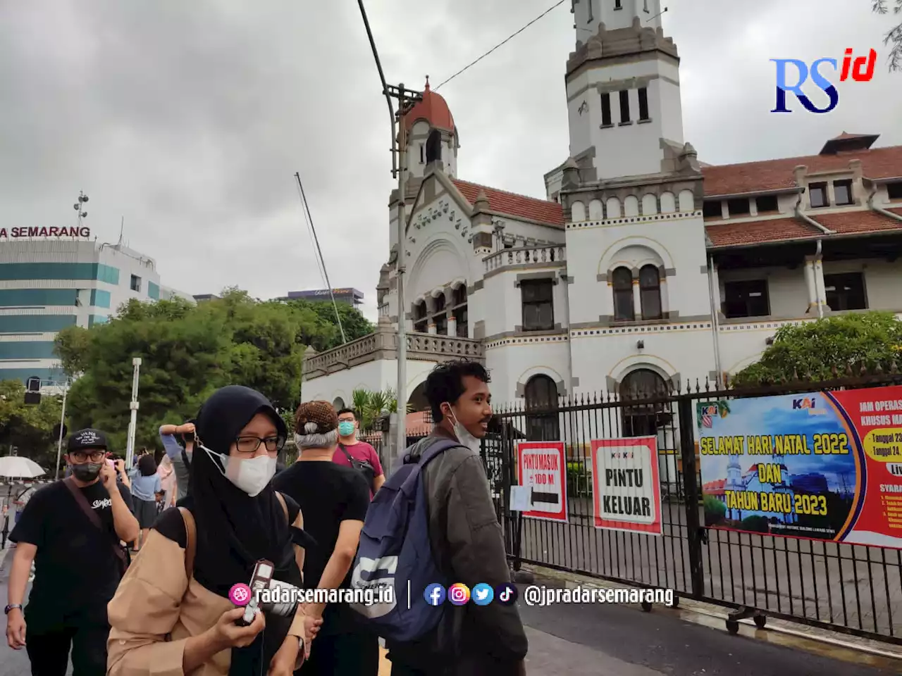 Pohon Mangga Berusia 100 Tahun di Lawang Sewu Semarang Tumbang, Kunjungan Wisata Sementara Ditutup